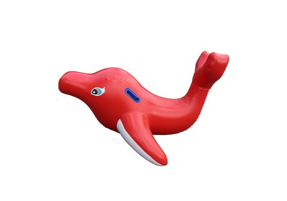 Pequeno golfinho vermelho brinquedos flutuantes de água infláveis 3 * 1m para o parque
