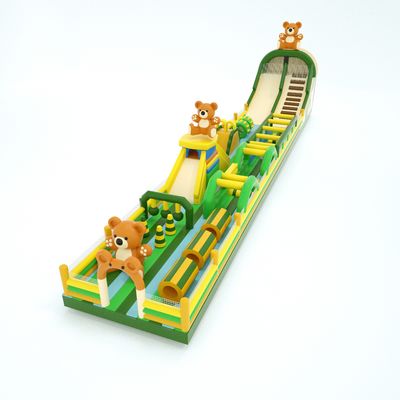 Curso de obstáculos infláveis de urso comercial Verde Amarelo 30*5*8m
