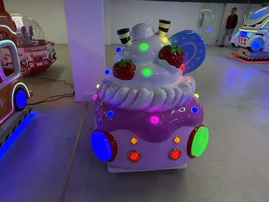 Carros de roque movidos por moedas Música dinâmica e canções alegres para crianças