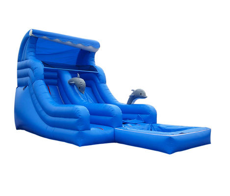 Slide inflável vibrante e colorido para crianças